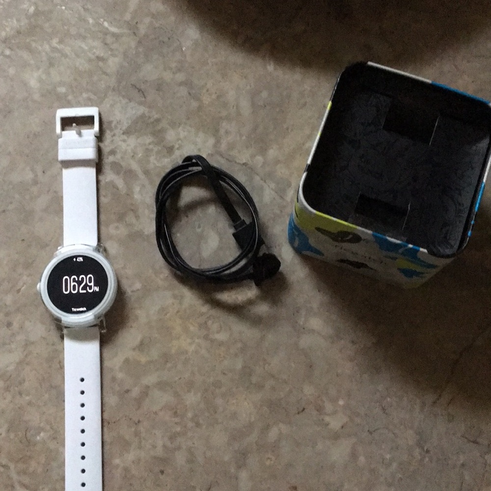 Ticwatch E white